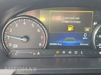 2022 Ford Explorer XLT - miniatura 12