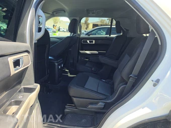 2022 Ford Explorer XLT – miniatura 13