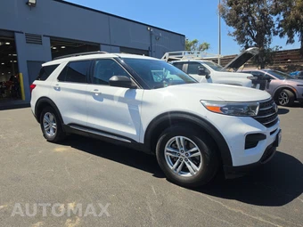 2022 Ford Explorer XLT – miniatura 3