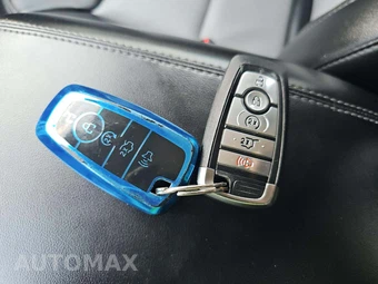 2022 Ford Explorer XLT - miniatura 5