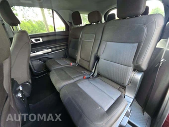 2022 Ford Explorer XLT - miniatura 12