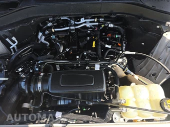 2022 Ford Explorer XLT - miniatura 7