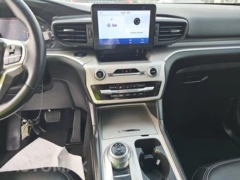 2022 Ford Explorer XLT - miniatura 11