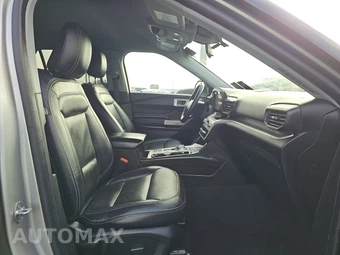 2022 Ford Explorer XLT - miniatura 8