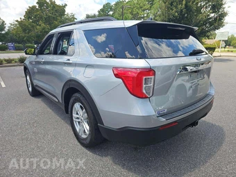 2022 Ford Explorer XLT - miniatura 2