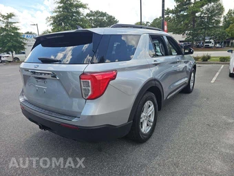 2022 Ford Explorer XLT - miniatura 3