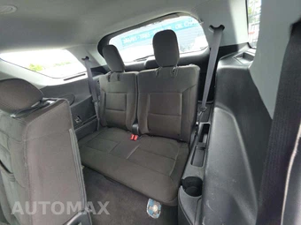 2022 Ford Explorer XLT - miniatura 11
