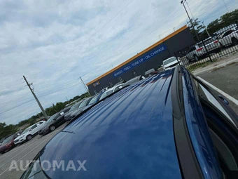 2022 Ford Explorer XLT - miniatura 9