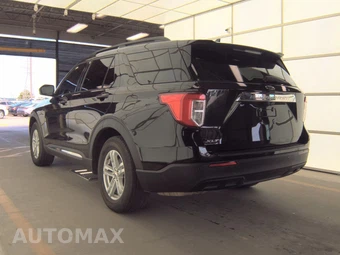 2022 Ford Explorer XLT – miniatura 2