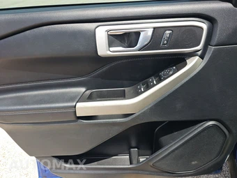 2022 Ford Explorer XLT – miniatura 9
