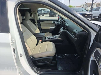 2022 Ford Explorer XLT - miniatura 16