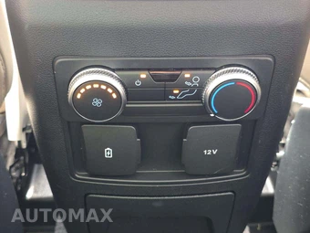 2022 Ford Explorer XLT - miniatura 20