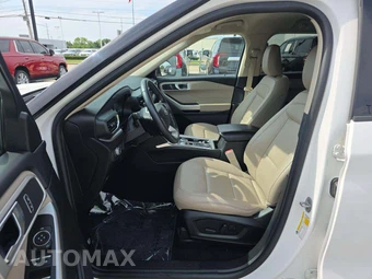 2022 Ford Explorer XLT - miniatura 3