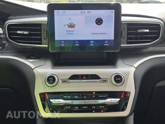 2022 Ford Explorer XLT - miniatura 7