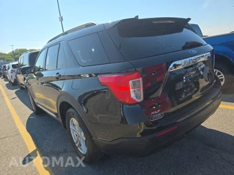 2022 Ford Explorer XLT - miniatura 6