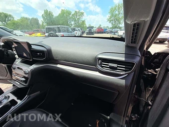 2022 Ford Explorer XLT – miniatura 17