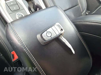 2022 Ford Explorer XLT – miniatura 5