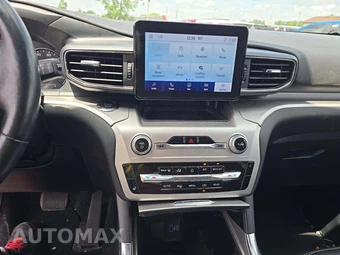 2022 Ford Explorer XLT – miniatura 7