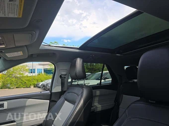 2022 Ford Explorer XLT - miniatura 11