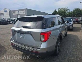 2022 Ford Explorer XLT - miniatura 3