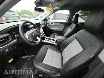 2022 Ford Explorer XLT - miniatura 5