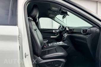 2022 Ford Explorer XLT - miniatura 10