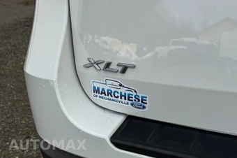 2022 Ford Explorer XLT - miniatura 15