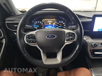 2022 Ford Explorer XLT - miniatura 10