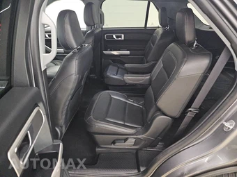 2022 Ford Explorer XLT - miniatura 13