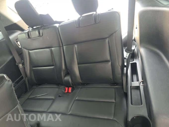 2022 Ford Explorer XLT - miniatura 14