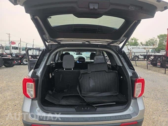 2022 Ford Explorer XLT - miniatura 15