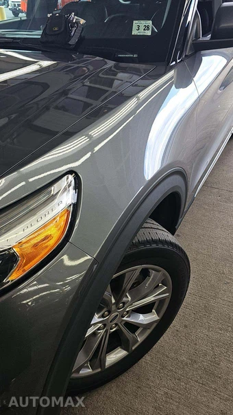2022 Ford Explorer XLT - miniatura 18