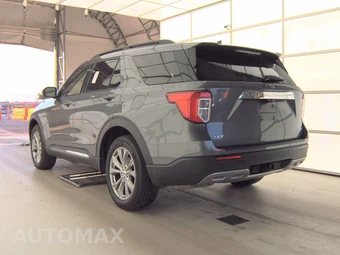 2022 Ford Explorer XLT - miniatura 2