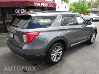 2022 Ford Explorer XLT - miniatura 4