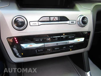 2022 Ford Explorer XLT - miniatura 82