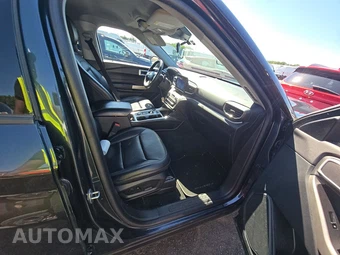 2022 Ford Explorer XLT – miniatura 8