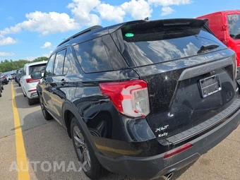 2022 Ford Explorer XLT - miniatura 2
