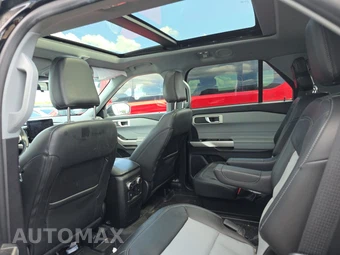 2022 Ford Explorer XLT - miniatura 9
