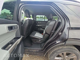 2022 Ford Explorer XLT - miniatura 10