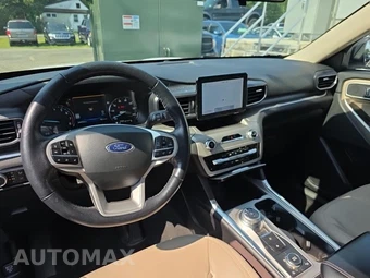 2022 Ford Explorer XLT - miniatura 14