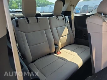 2022 Ford Explorer XLT - miniatura 17