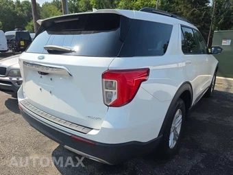 2022 Ford Explorer XLT - miniatura 4
