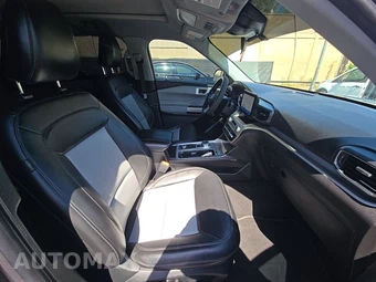 2022 Ford Explorer XLT - miniatura 8