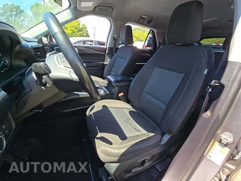 2022 Ford Explorer XLT - miniatura 6