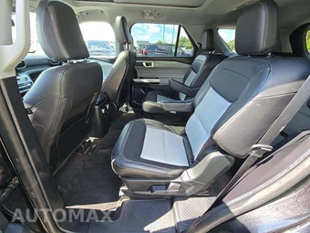 2022 Ford Explorer XLT - miniatura 10