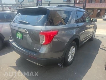 2022 Ford Explorer XLT - miniatura 4