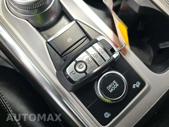 2022 Ford Explorer XLT - miniatura 8