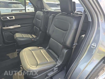 2022 Ford Explorer XLT - miniatura 10