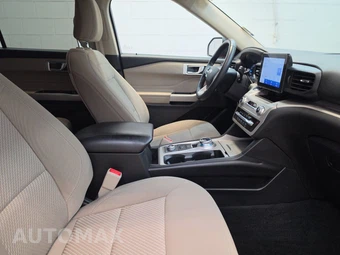 2022 Ford Explorer XLT - miniatura 8