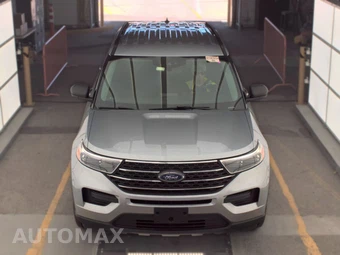 2022 Ford Explorer XLT – miniatura 2